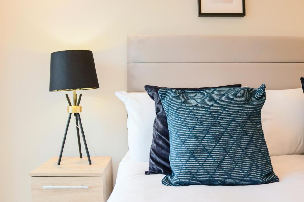 Portfolio Apartments - Welwyn Town Centre 웰린가든시티 외부 사진