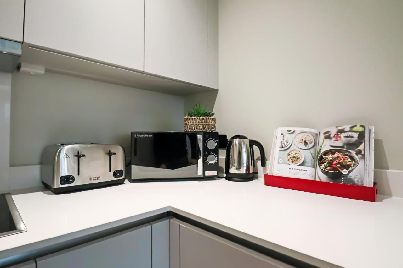 Portfolio Apartments - Welwyn Town Centre 웰린가든시티 외부 사진