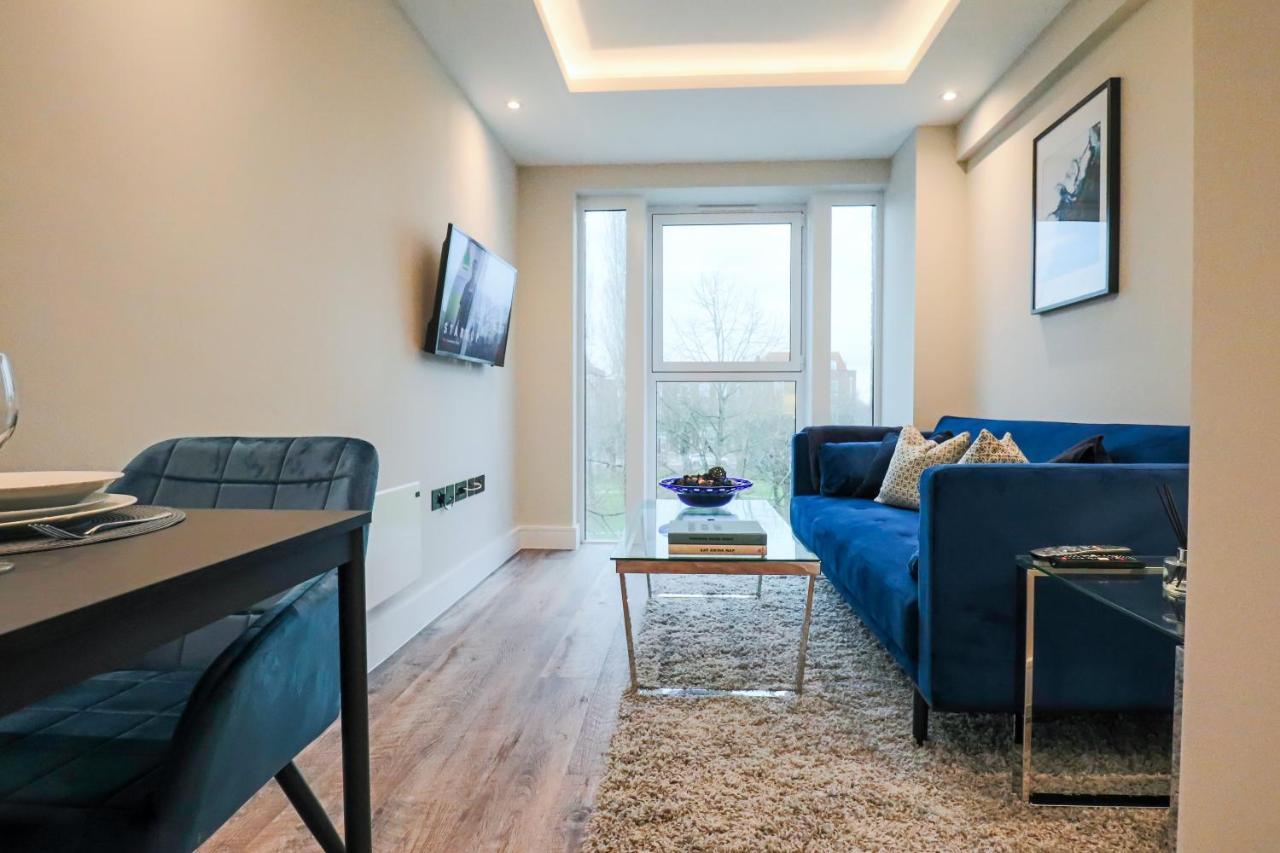 Portfolio Apartments - Welwyn Town Centre 웰린가든시티 외부 사진