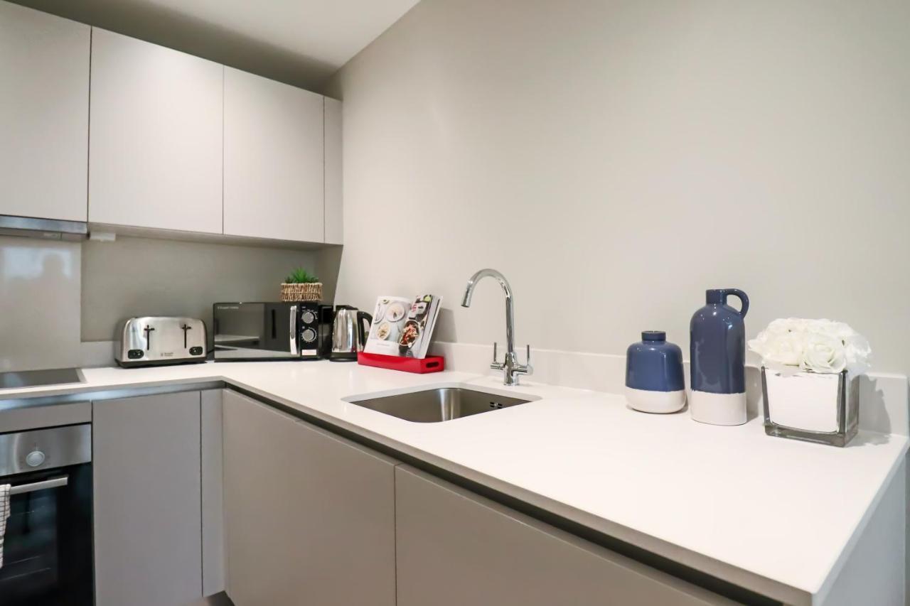Portfolio Apartments - Welwyn Town Centre 웰린가든시티 외부 사진